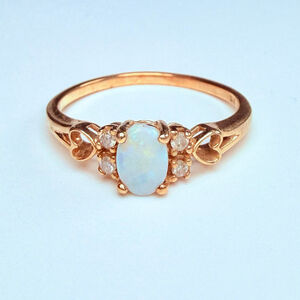 10K Solid Yellow Gold Milky White Opal & Real Diamond Leer Gem Vintage Ring